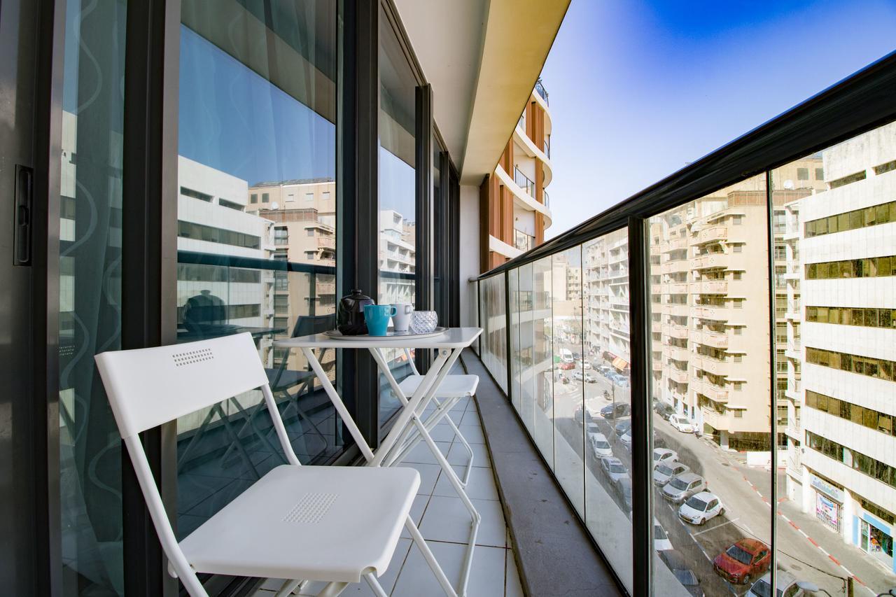 تل أبيب Sweethome26 Luxury Apt Close To The Beach & Free Parking المظهر الخارجي الصورة